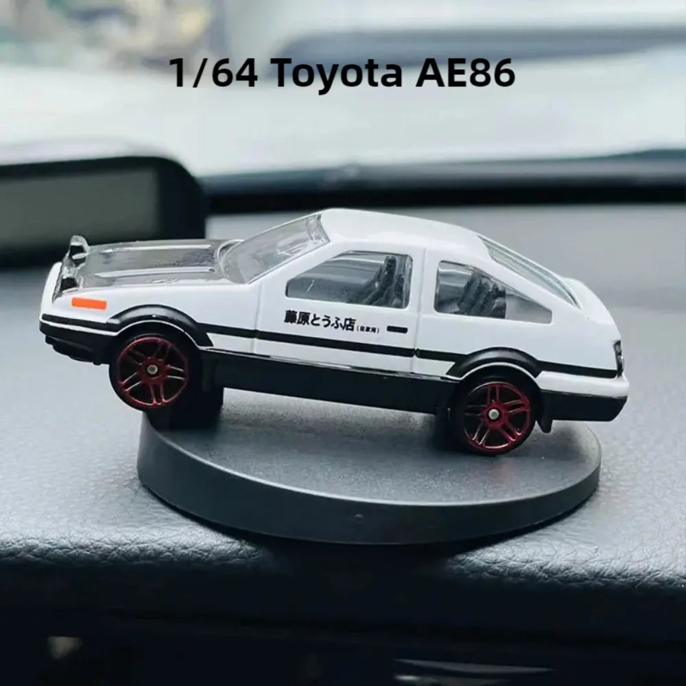 Sports Car Drift Rotating Ornament for Auto Dashboard